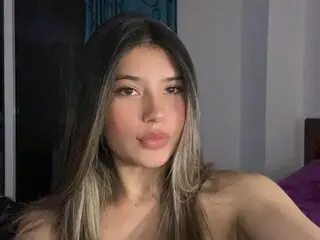 AmberEnis pussy