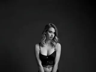 StephanieDawson camshow